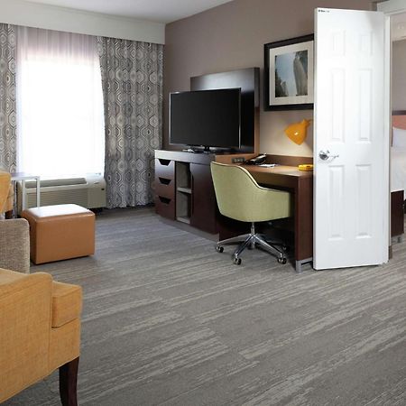 Hampton Inn & Suites Concord-Charlotte Exteriér fotografie