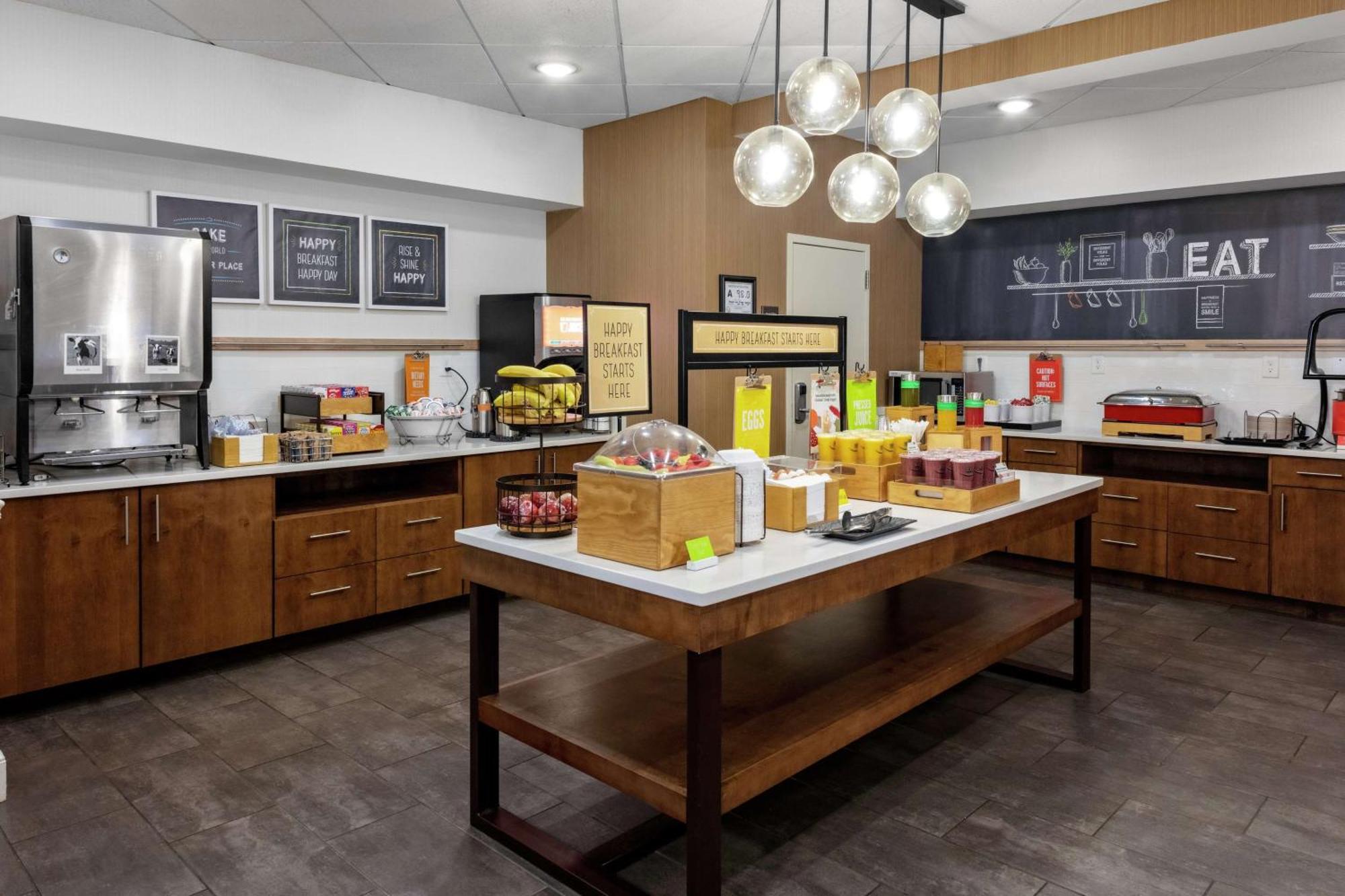 Hampton Inn & Suites Concord-Charlotte Exteriér fotografie