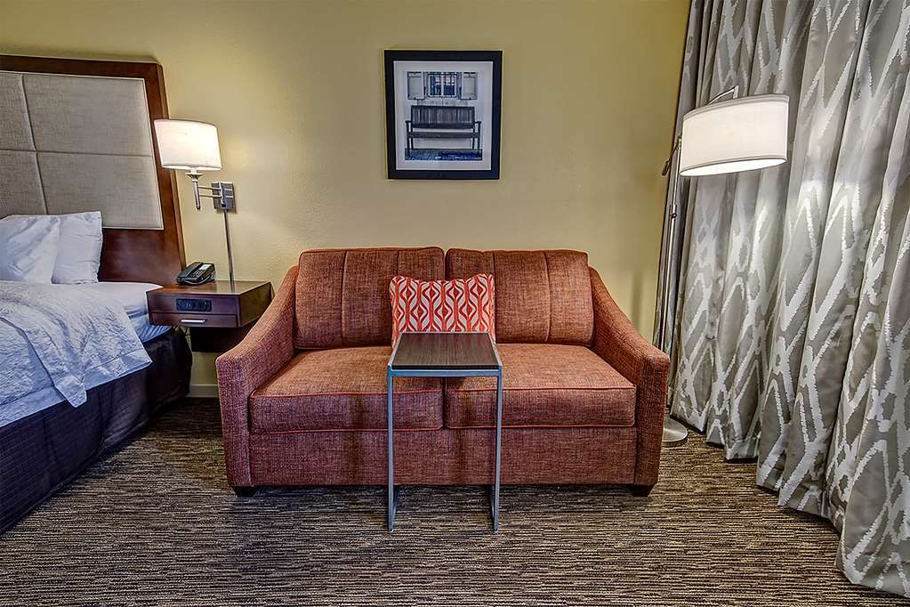 Hampton Inn & Suites Concord-Charlotte Pokoj fotografie