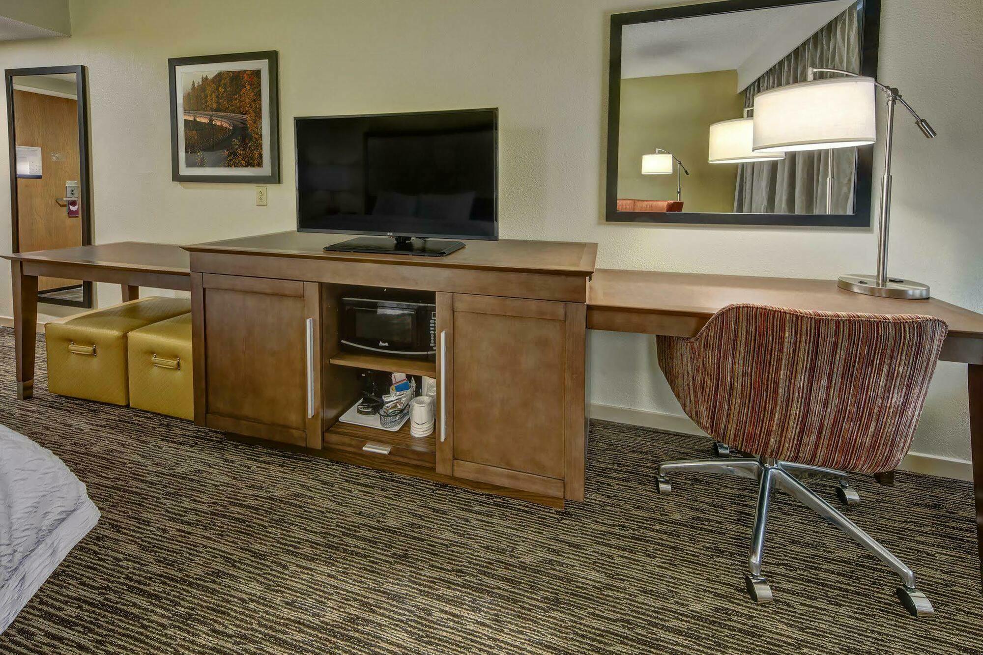 Hampton Inn & Suites Concord-Charlotte Exteriér fotografie