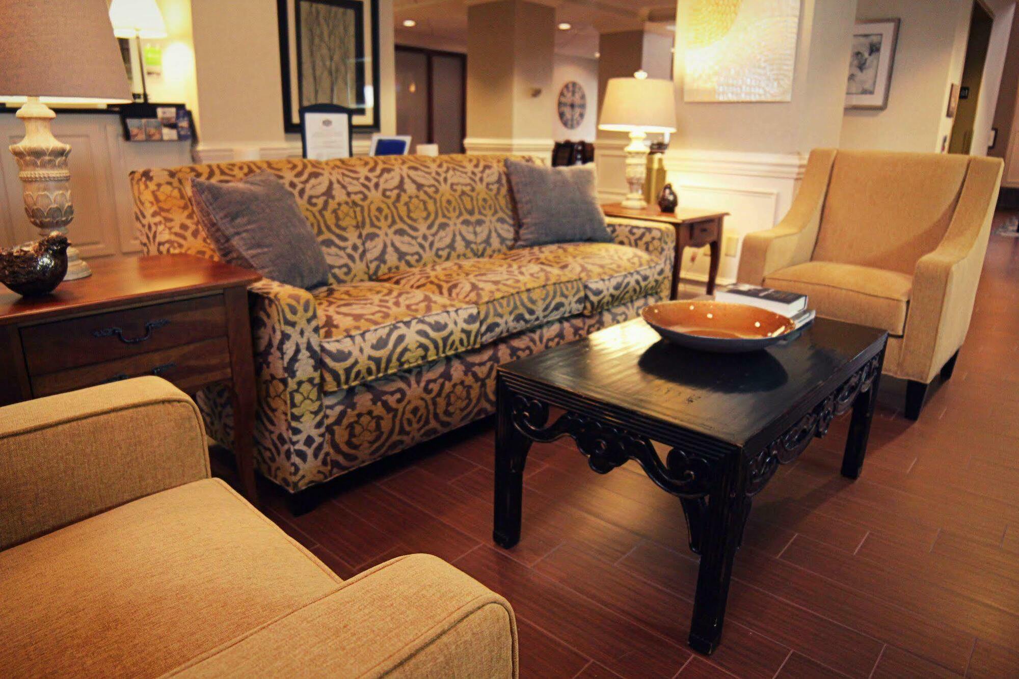 Hampton Inn & Suites Concord-Charlotte Exteriér fotografie